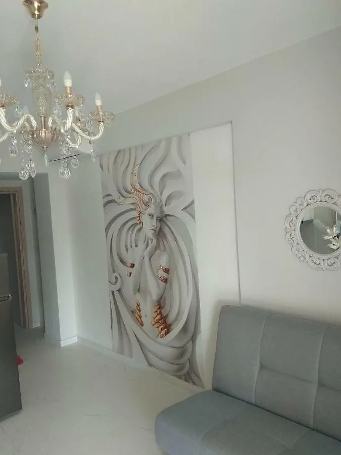 Divine Luxury Apartments Торони 0*,