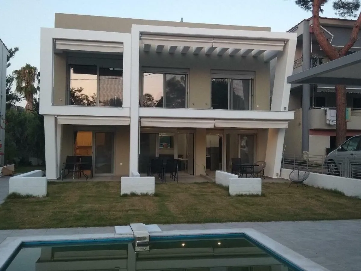 Divine Luxury Apartments Торони