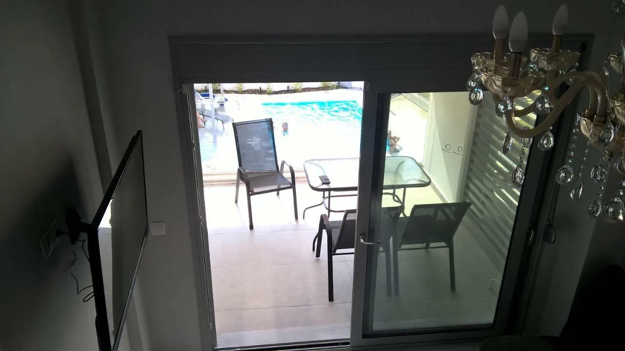 Divine Luxury Apartments Торони Гостевой дом
