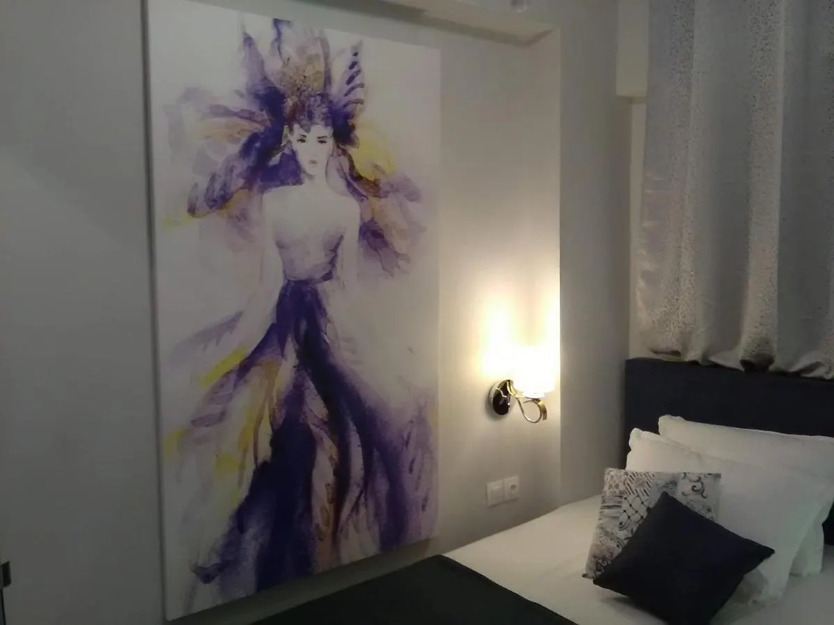 Divine Luxury Apartments Торони 0*,