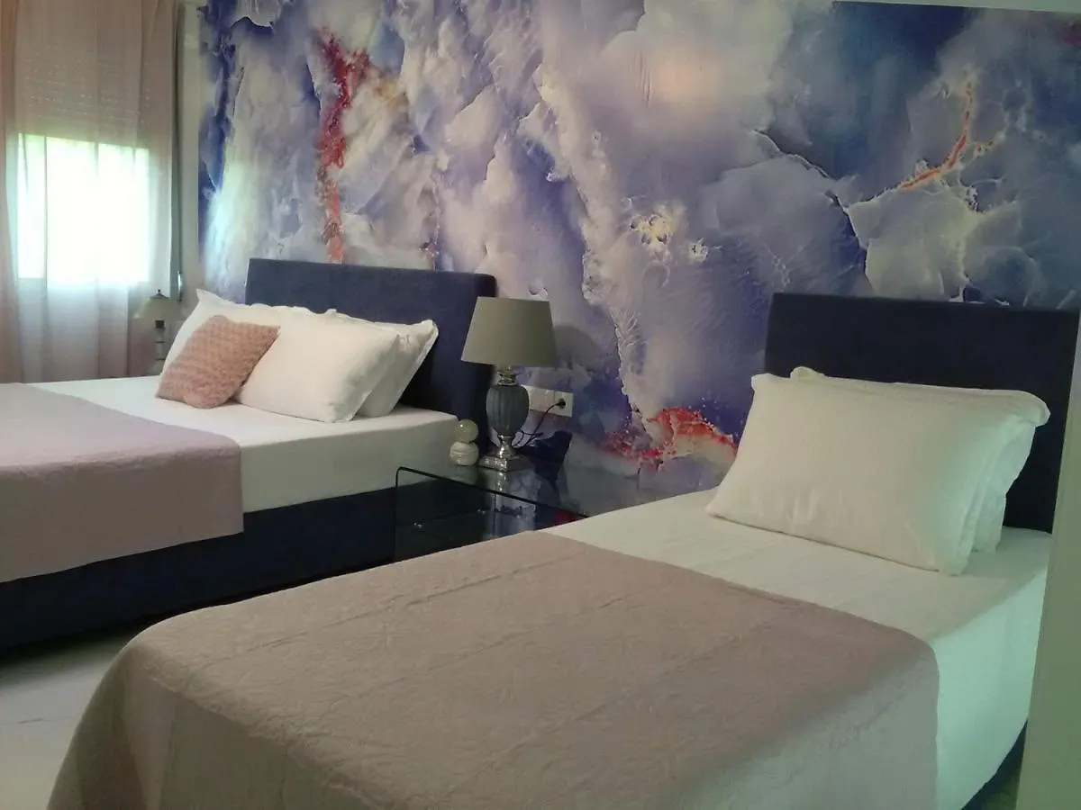 Гостевой дом Divine Luxury Apartments Торони