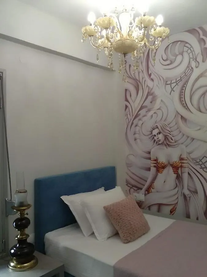 Divine Luxury Apartments Торони 0*,